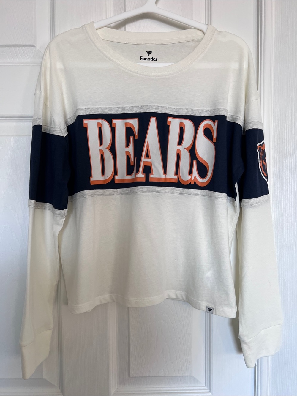 Chicago Bears Fanatics Womens Crop Top Long Sleeve Sz M Cream, Logo NWOT